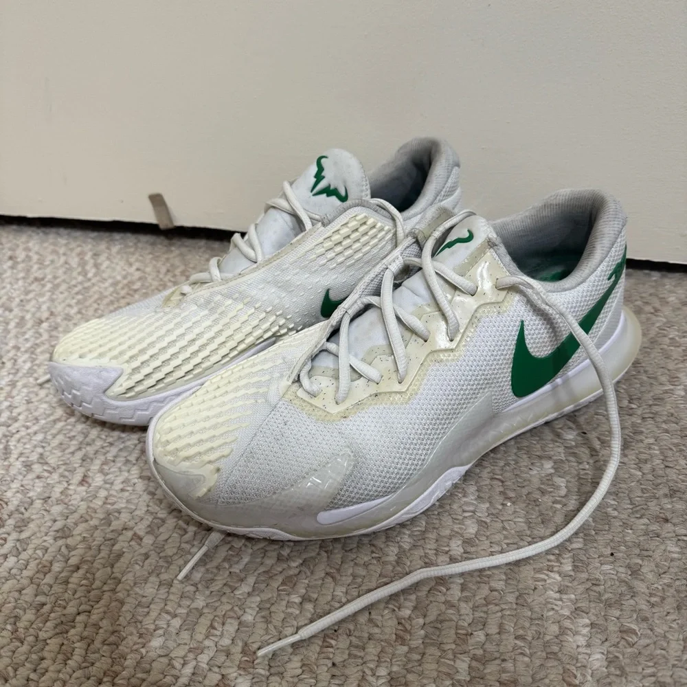 Nike Court Zoom Vapor 4 Rafa Nadal White and Kelly Green Sneakers Men’s Size 8.5
